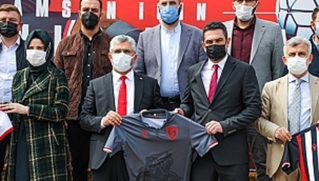 Ak Parti'den 555 Forma!...