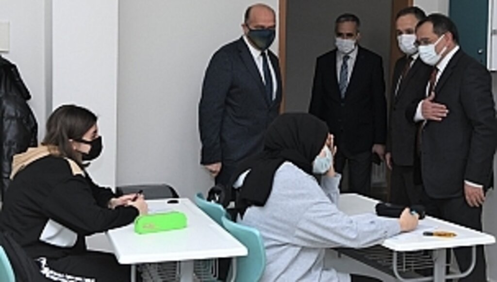 Başkan Demir'den Öğrencilere Sınav Morali