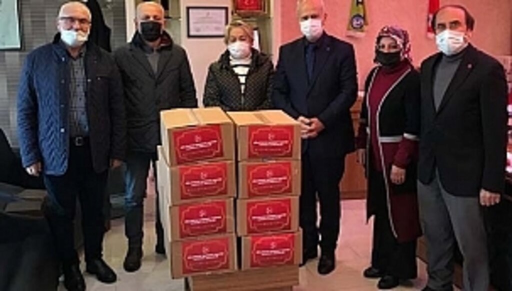 MHP'den İhtiyaç Sahiplerine Ramazan Kolisi