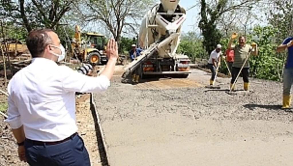 Hamlık Mahallesi Asırlık Beton Yoluna Kavuşuyor