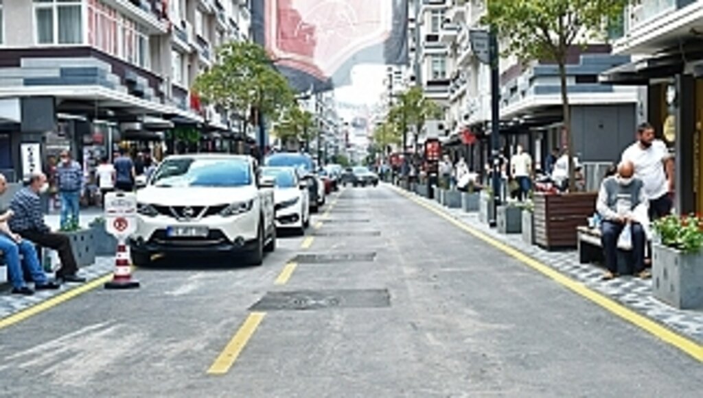 Onlar İstedi Büyükşehir Yaptı