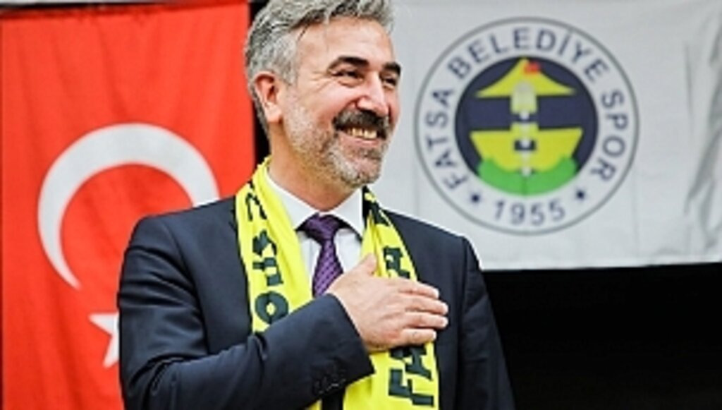 Fatsa Belediyespor'da Adem Bekar Güven Tazeledi