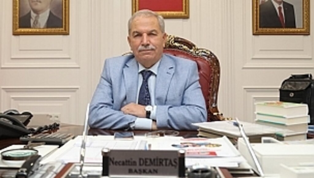 LGS'ye Girecek Olan Öğrencilere Başarılar Diledi