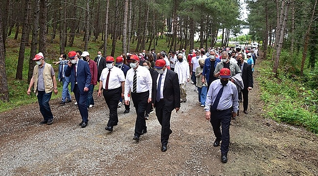 OMÜ'lüler Doğaya Saygı için Yürüdü