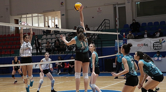 Voleybol Bölgesel Lig Grup Birinciliği Müsabakaları Samsun Etabı Başladı