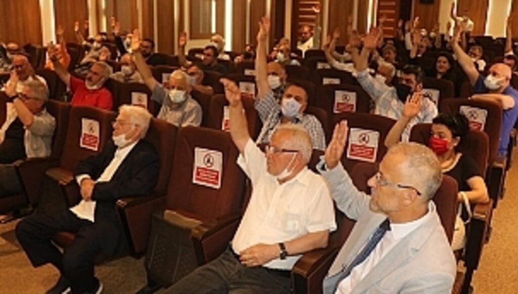 Yusuf Ziya Çakır Güven Tazeledi