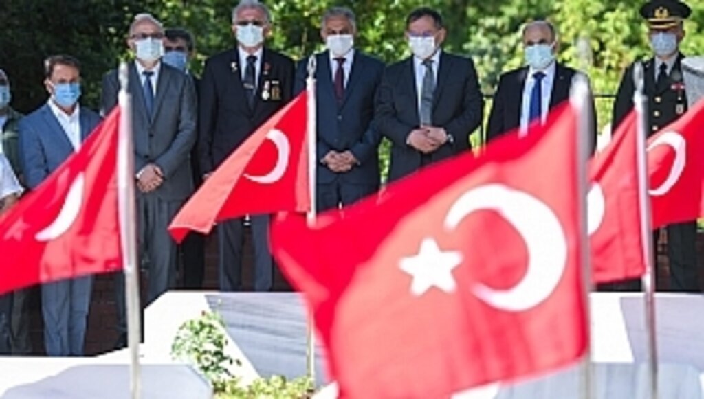 15 Temmuz'un yıldönümünde şehitler anıldı