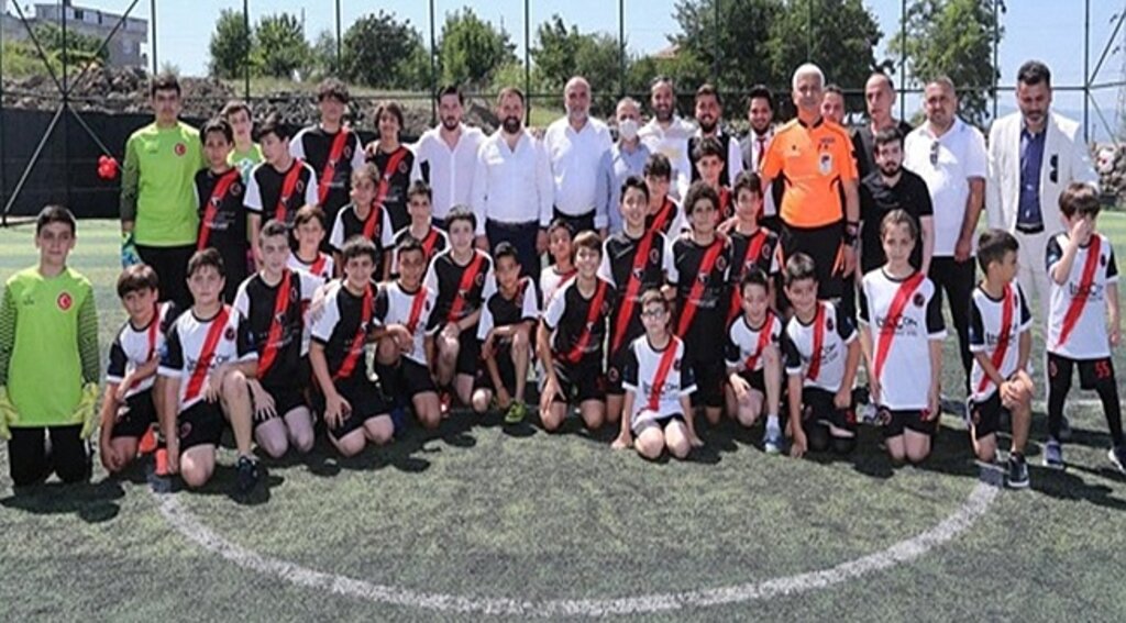 Alman Futbol Akademisi Açıldı