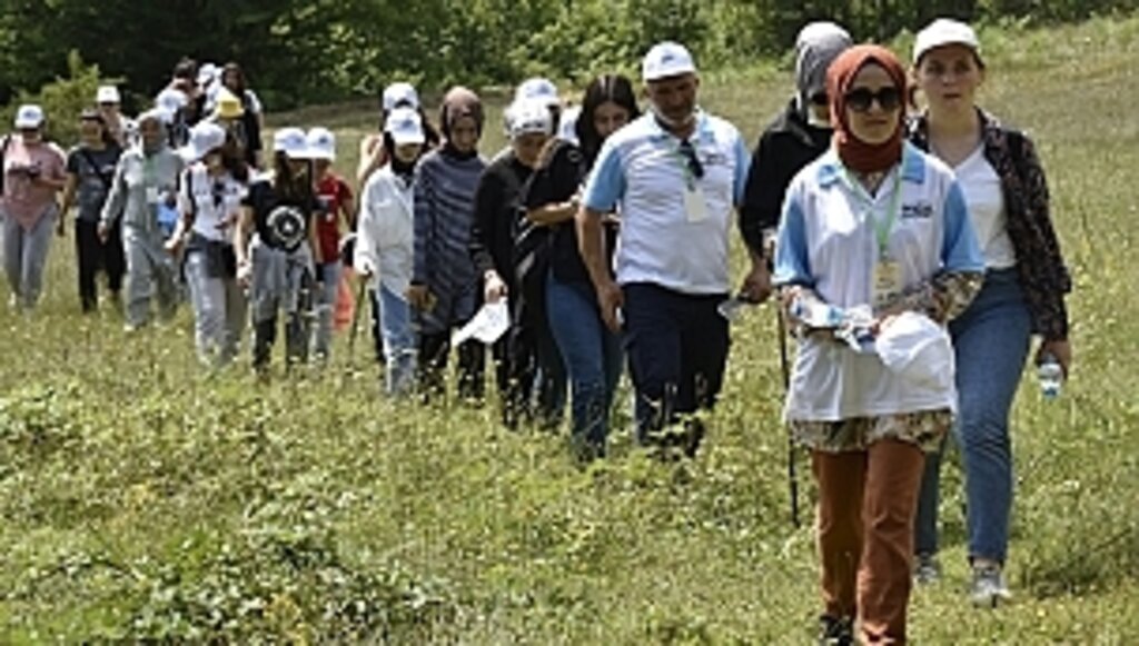 'Gençlik Kampı'nda Stres Attılar