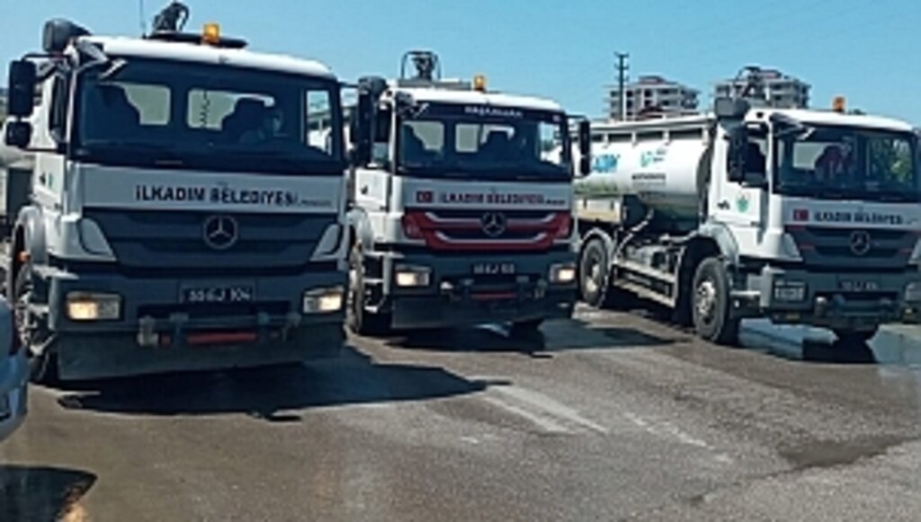 İlkadım'dan Yangın Bölgesine 3 Arazöz