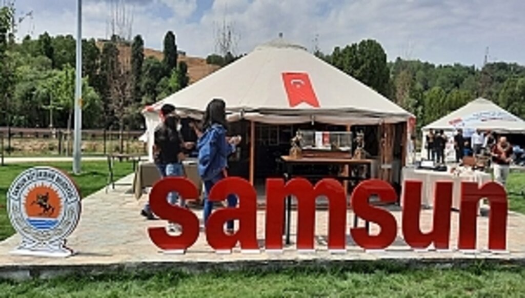 Ahlat Türk Oba Çadırı'nda 'Samsun' Standına Büyük İlgi