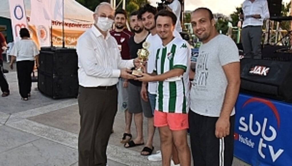 Rektör Prof. Dr. Ünal OMÜ Tanıtım Günleri'nde Yüz Yüze Eğitim Müjdesini Verdi