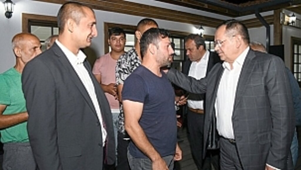 Roman Vatandaşlar İstedi, Başkan Demir "Çözeceğiz" Dedi