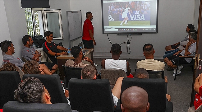 Samsunspor'a Yeni Oyun Kuralları Anlatıldı