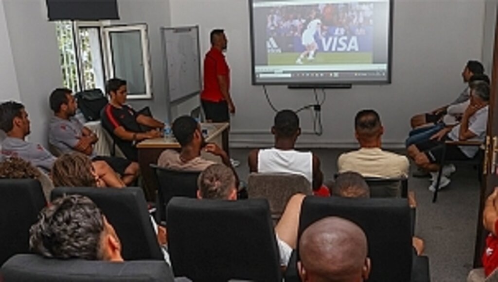 Samsunspor'a Yeni Oyun Kuralları Anlatıldı