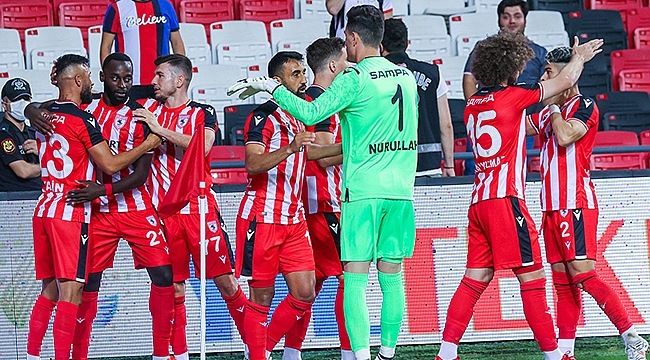 Samsunspor Lige İyi Başladı 3-1
