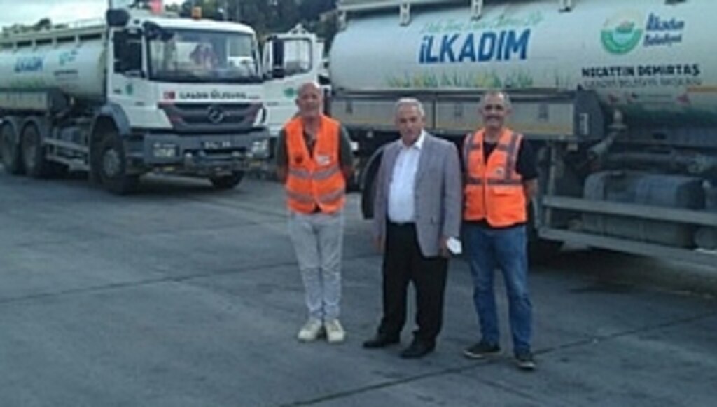 Türk Milleti Olarak Zor Günlerde Beraber Olmayı Başarıyoruz