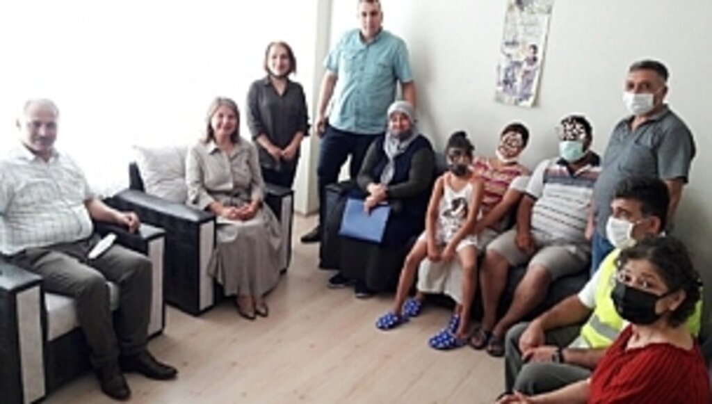 Yenileyerek İhtiyaç Sahibi Ailelerimize Ulaştırıyoruz