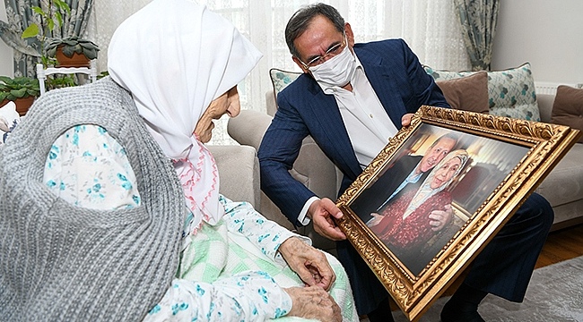 98 Yaşındaki Kosifoğlu'nun Erdoğan Sevgisi
