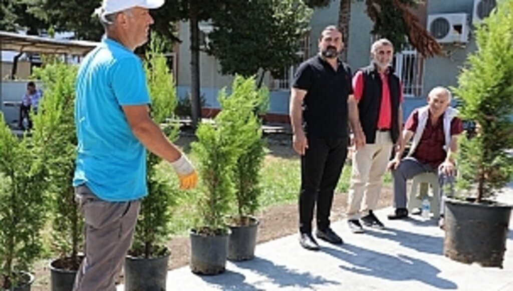 Daha Yeşil Bir İlkadım İçin 20 Fidan Toprakla Buluştu