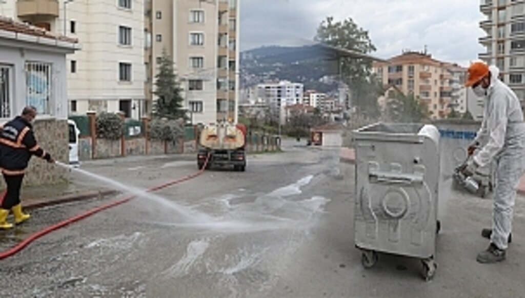 İlkadım'da Temizlik Mesaisi 7/24 Devam Ediyor