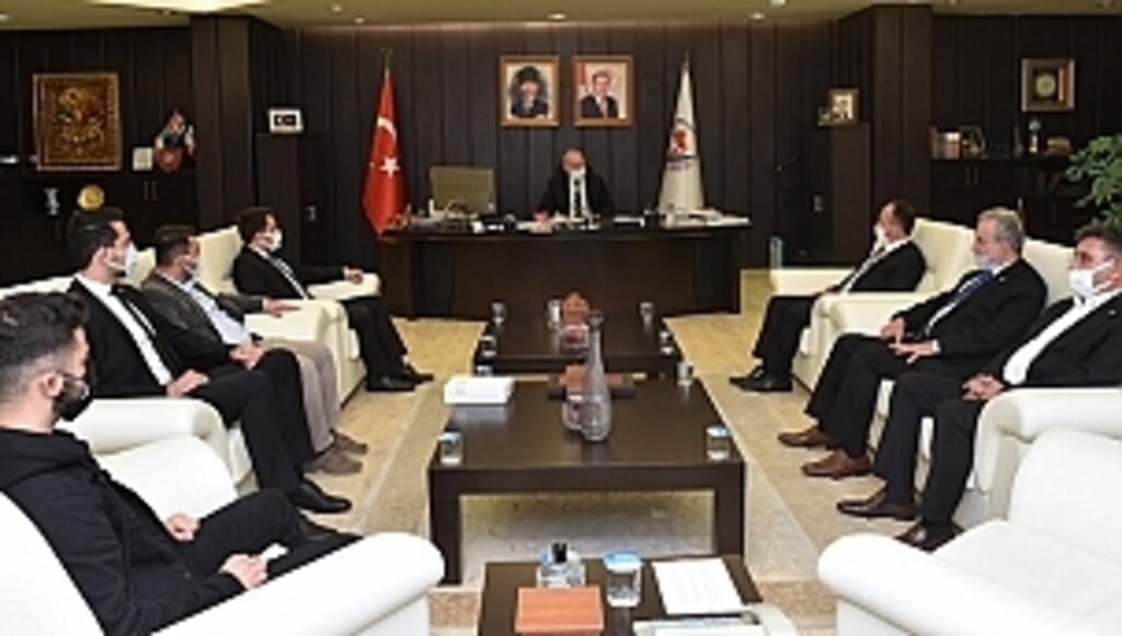 Rektör Ünal, Alperen Ocakları Temsilcilerini Kabul Etti