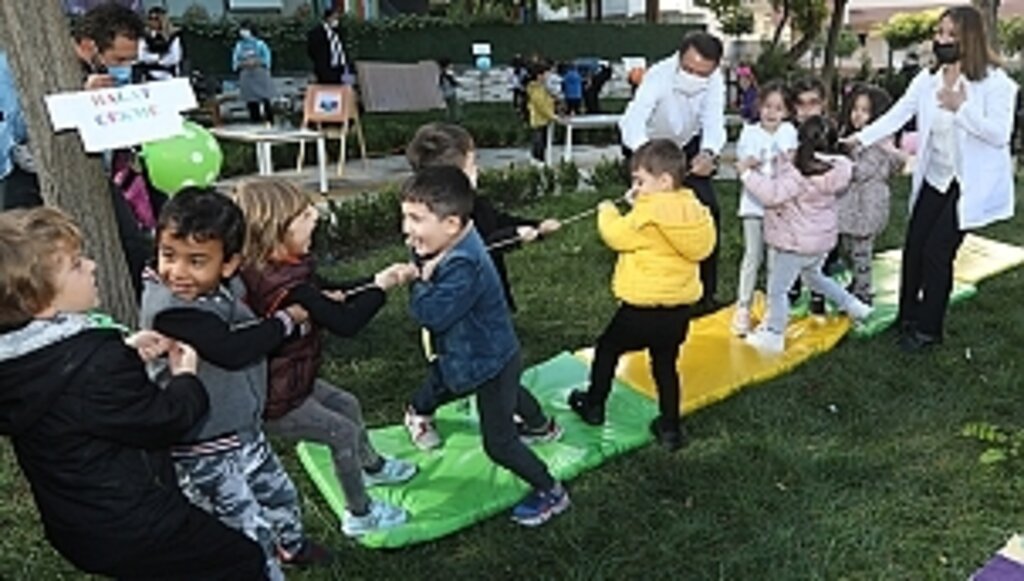AtaÇocuk'ta Sokak Oyunları Şenliği