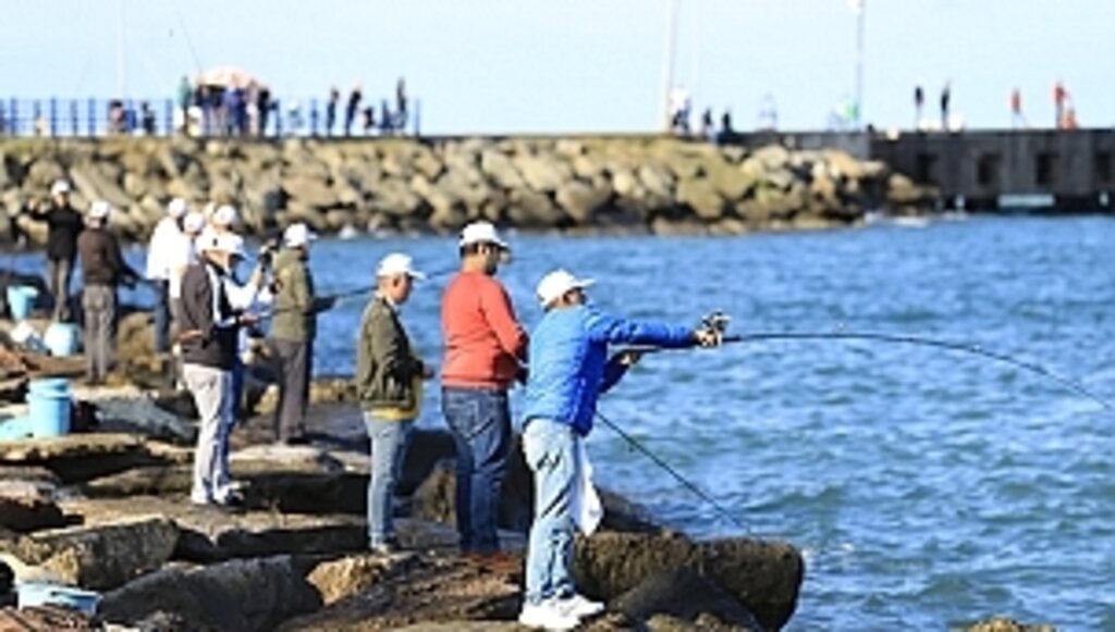 Balık Avı Yarışmasında İlk Gün Heyecanı 