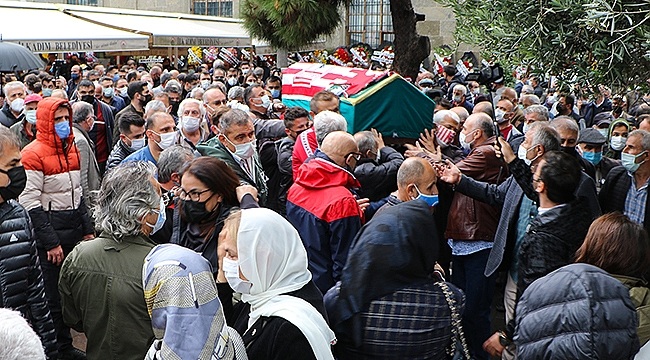 Efsane Kaptan Son Yolculuğuna Uğurlandı