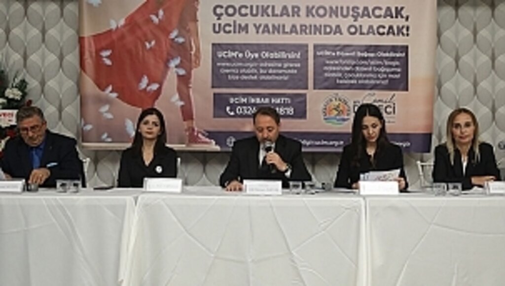Atakum Belediyesi'nden 'Çocuk Hakları' Paneli 