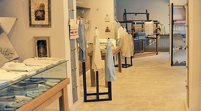 Kenevir Vitrine Çıktı