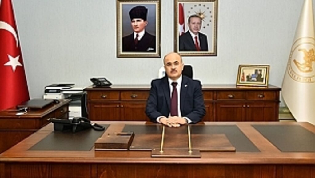 Samsun Valisi Doç. Dr. Zülkif Dağlı'nın '10 Kasım Atatürk'ü Anma Günü' Mesajı