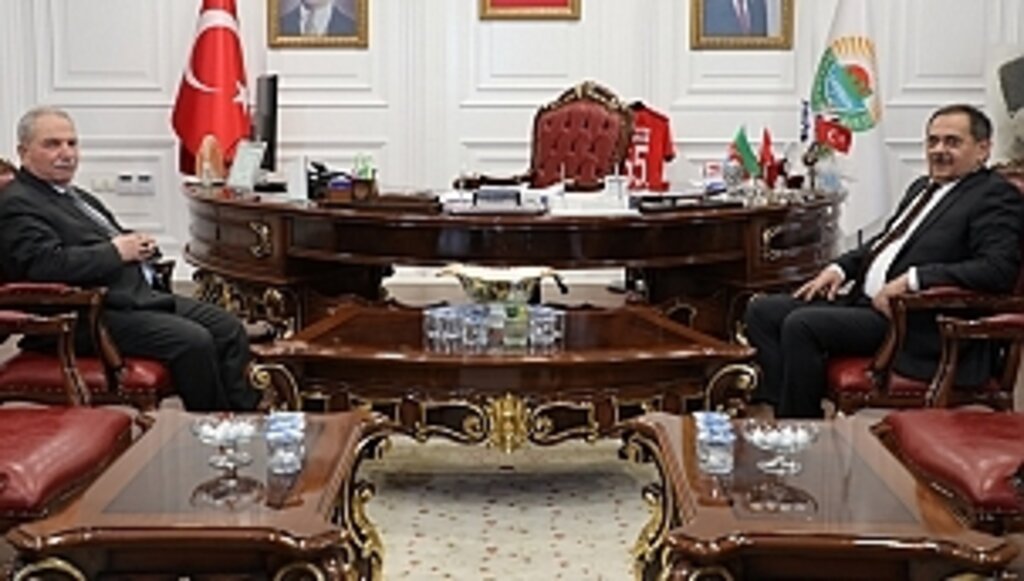 Büyükşehir Belediye Başkanı Demir'den Başkan Demirtaş'a Ziyareti