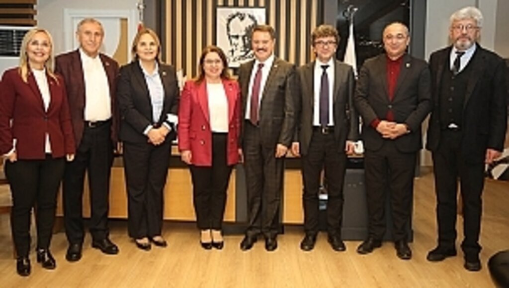 CHP'li heyetten Başkan Deveci'ye Ziyaret