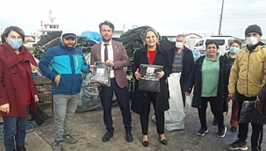 Hancıoğlu, Yakakent Limanı'nda Balıkçılarla Buluştu