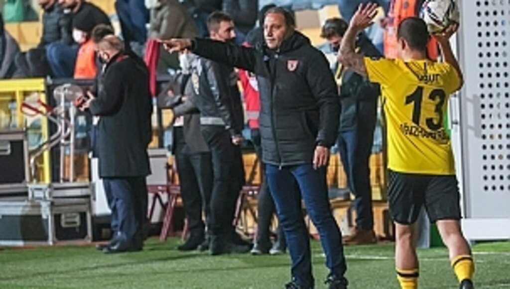 Kartlar, Oyun Kuralına Göre Değil Hakemin Niyetine Göre!...