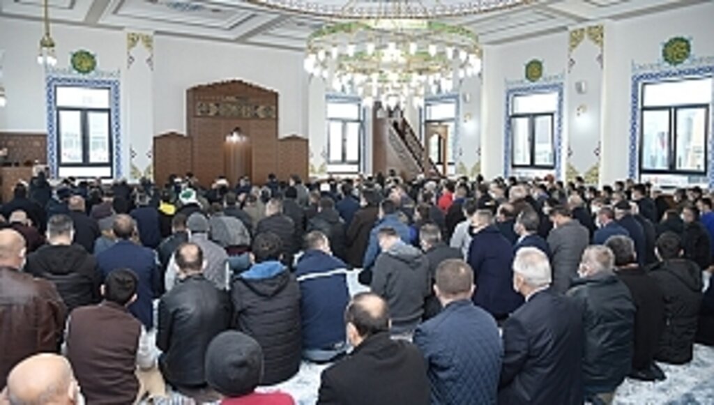 Merkez OSB Servet Beytekin Camii İbadete Açıldı