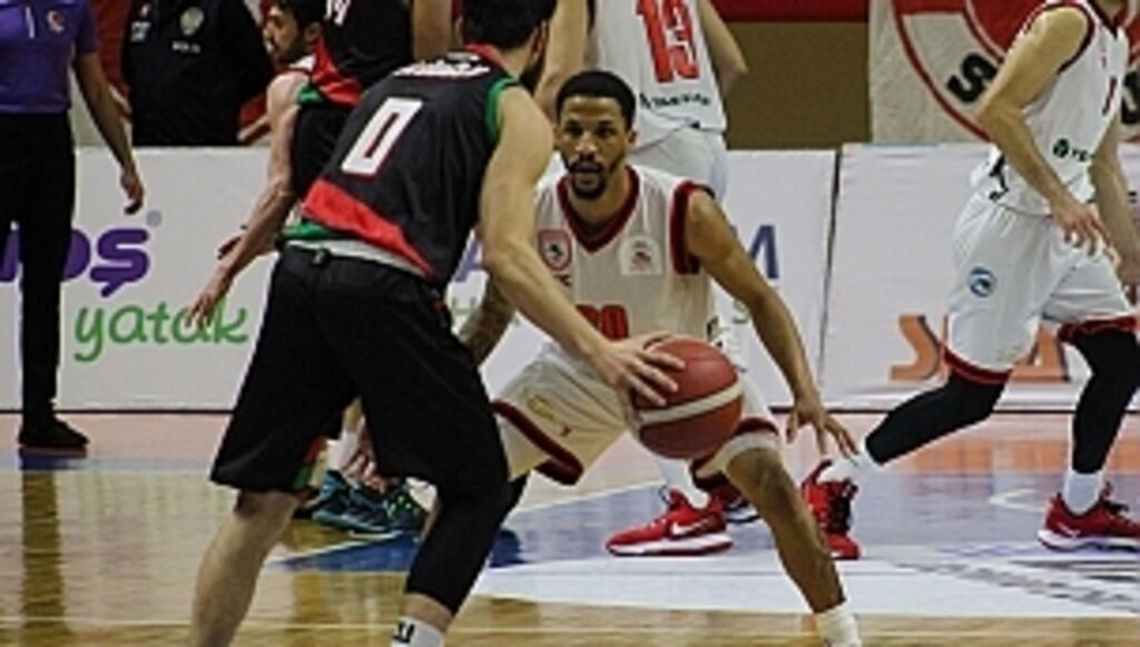 Samsunspor Basket – Bornova Belediyesi Karşıyaka: 83 – 94