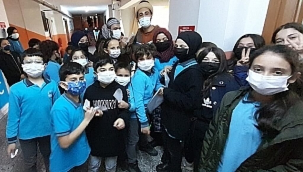 'Yunus Emre'nin Sevgi Dili' 10 Günde 12 Okulda Canlandırıldı