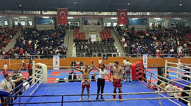 4 Bin 300 Sporcunun Katılım Sağladığı Turnuvada İlkadım Rüzgârı Esti