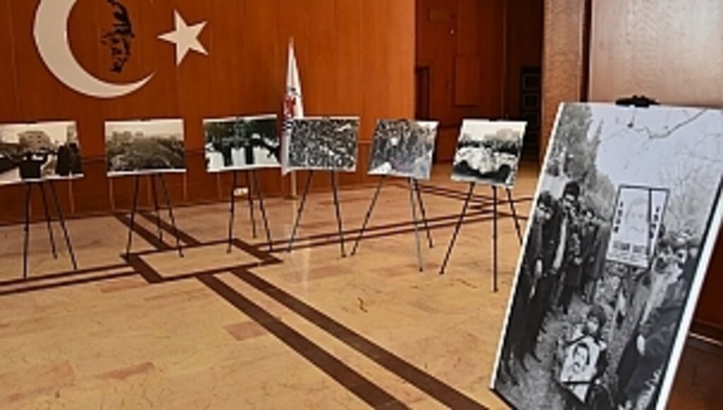 Azerbaycan "Kanlı Ocak" Katliamının Kurbanları Anıldı