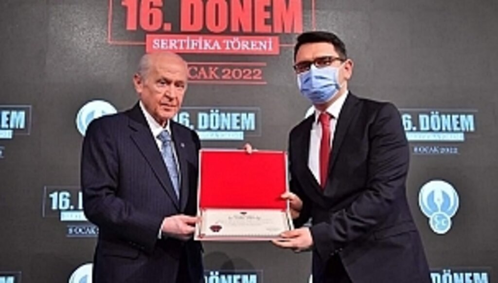 MHP Siyaset ve Liderlik Okulu Dönem Birincisi Samsun'dan