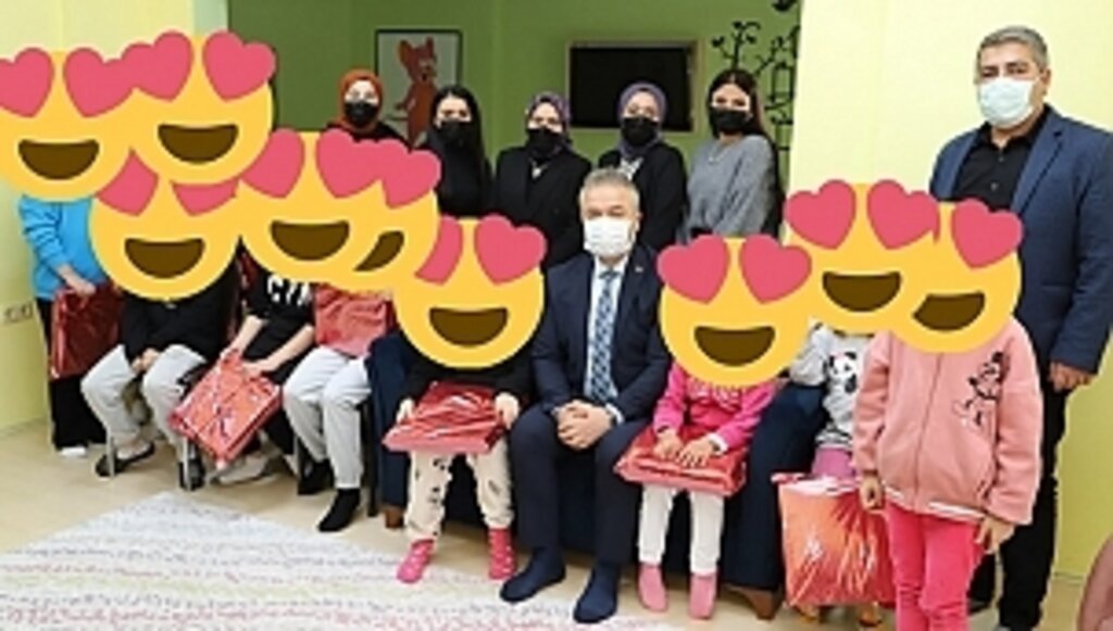 OMÜ'lü Öğrencilerden Anlamlı Etkinlik.