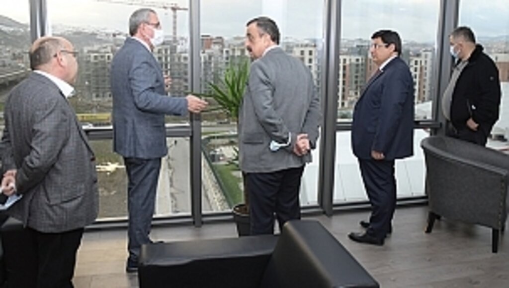 Yeni Hizmet Binasına Tam Not