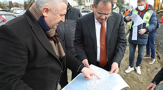 Dört Bir Koldan Çalışıyoruz