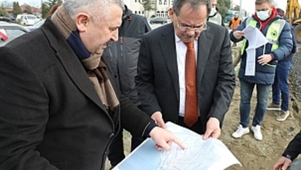 Dört Bir Koldan Çalışıyoruz