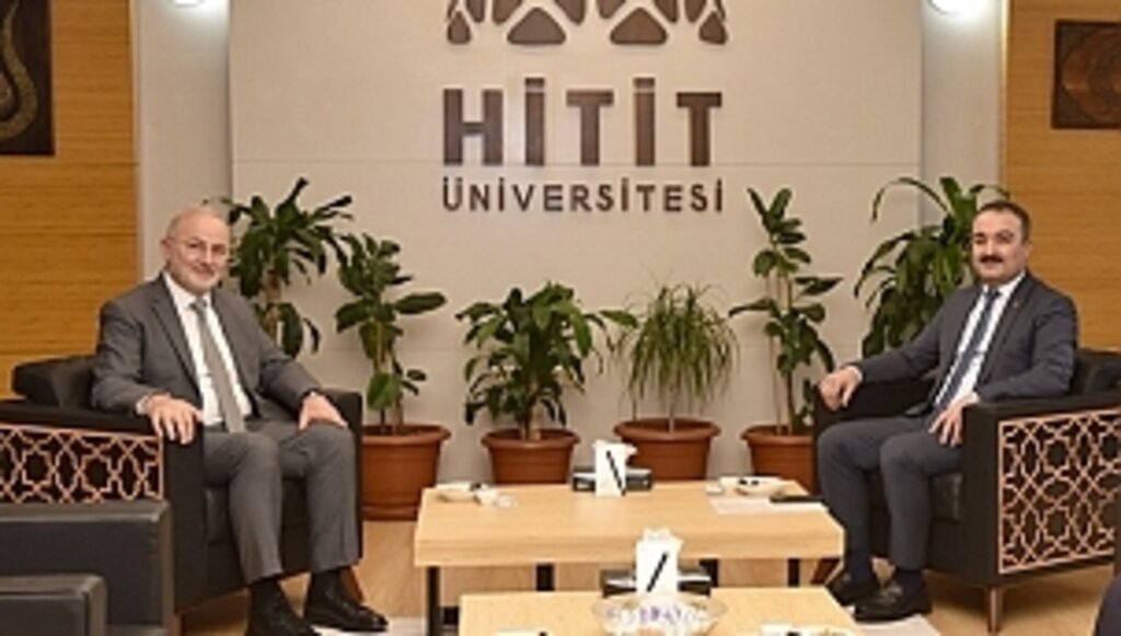 Rektör Ünal'dan Hitit Üniversitesi Rektörü Öztürk'e Ziyaret