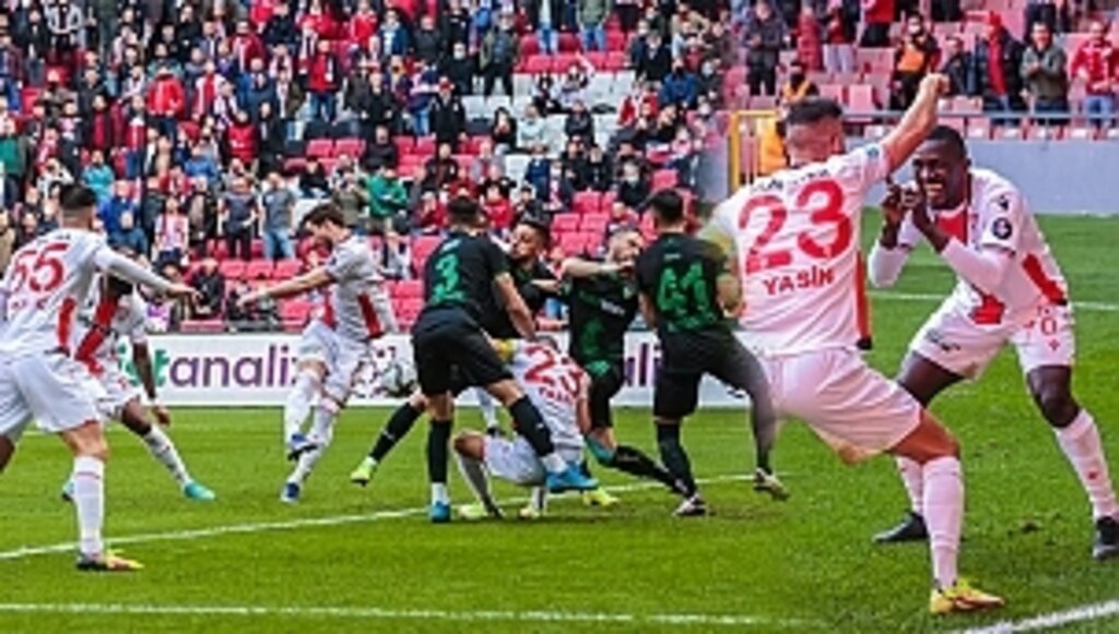Samsunspor Horoz'un Sesini Kesti 5-0