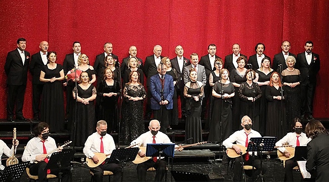 Türk Halk Müziği Korosu'ndan Muhteşem Konser 