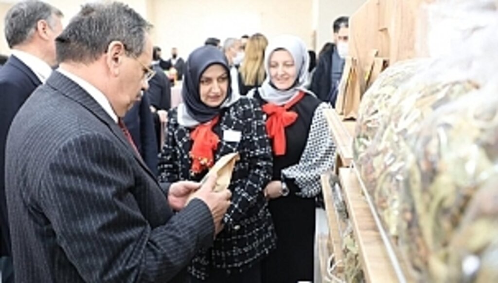 Yöresel Ürünlerin Markalaşması İçin Vezirköprü'den Start Verildi